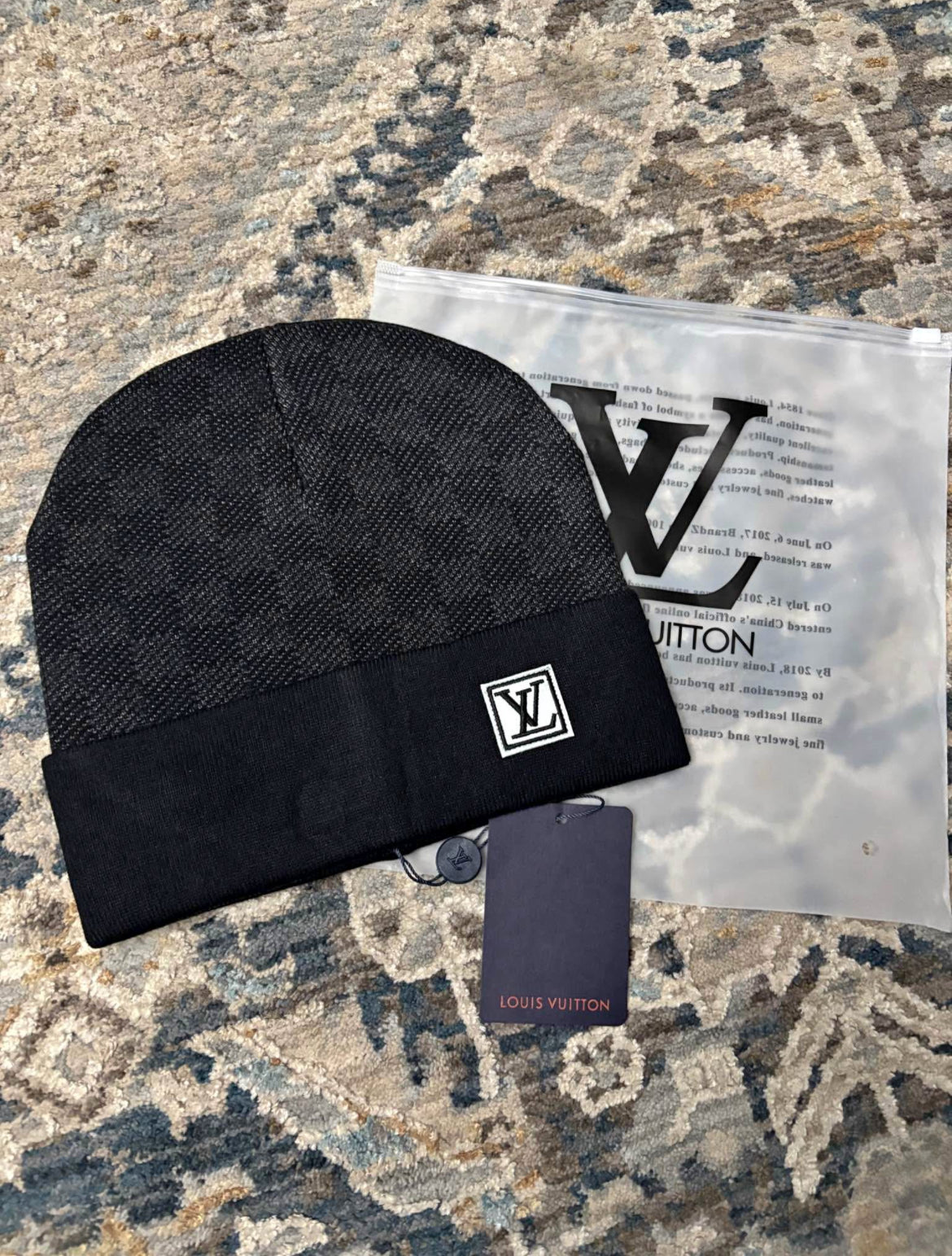 Lv beanie